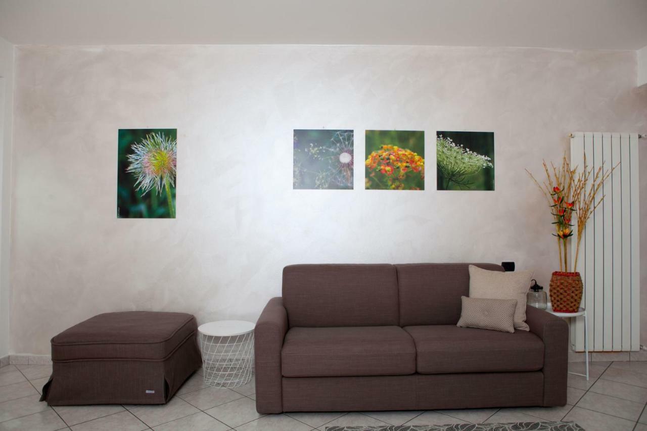 June 13Th Comfort Studio Omegna Kültér fotó